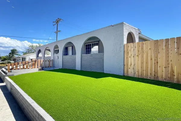 905 W Washington Ave, El Cajon, CA 92020