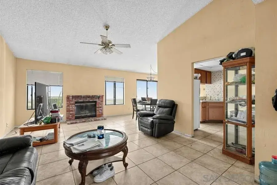1382 Trenton #5, San Jacinto, CA 92583 - #2