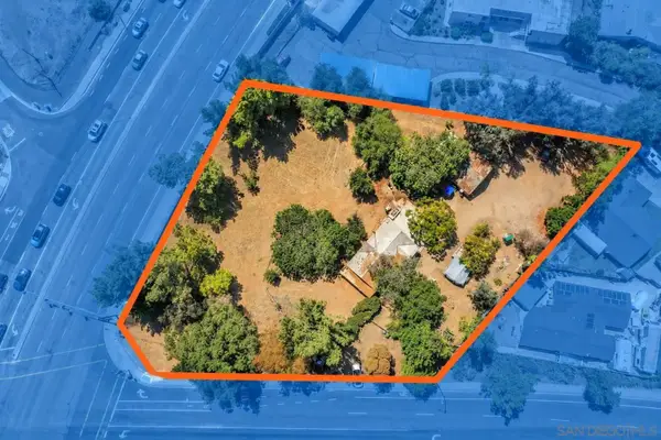 3129 E El Norte Pkwy, Escondido, CA 92027
