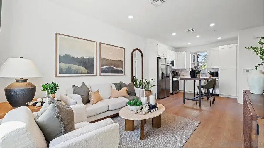 256 Larkspur, Oceanside, CA 92057 - #2