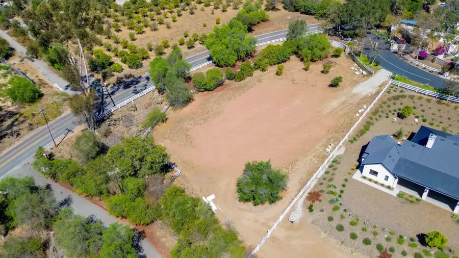 6100 Twin Country Lane #1, Fallbrook, CA 92028 - #2