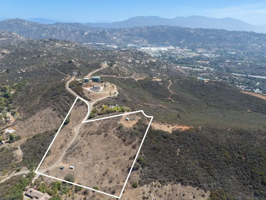 2347 Lookout Mountain Rd, Fallbrook, CA 92028 - #3