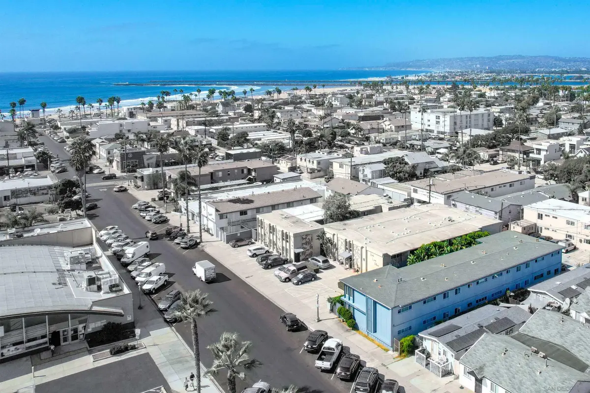 4930 Santa Monica, San Diego, CA 92107 - #1