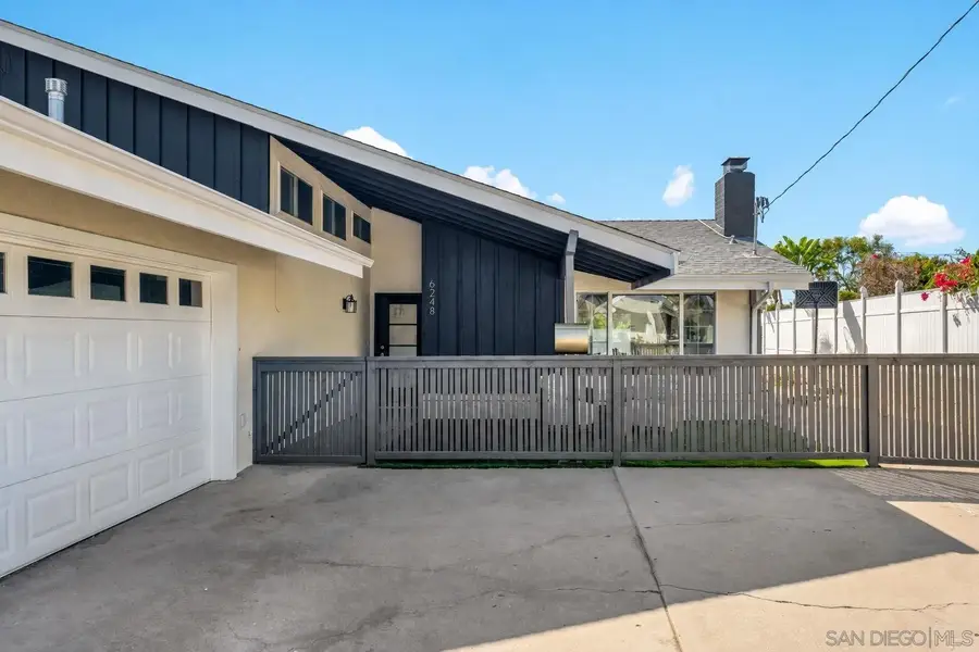 6248 Spruce Lake Ave, San Diego, CA 92119 - #3