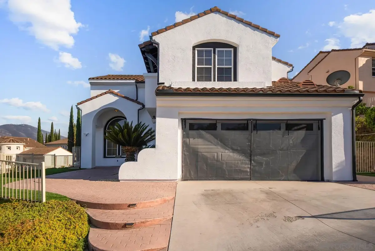 2062 Pleasant Waters Ct, Spring Valley, CA 91977 - #1