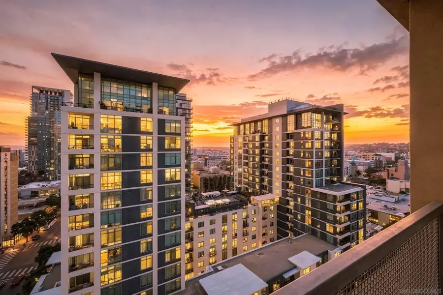 350 W Ash #1106, San Diego, CA 92101 - #3