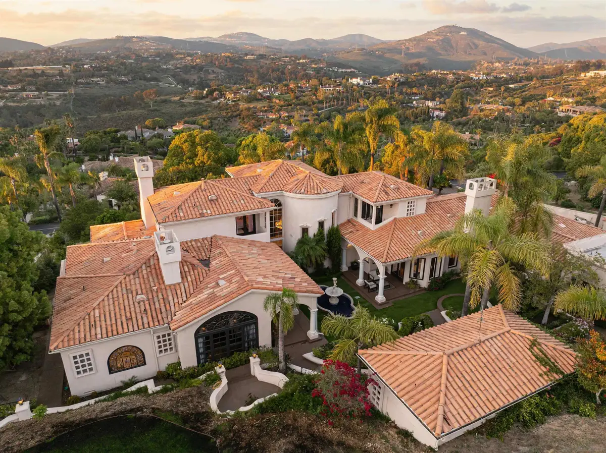 18136 Via Ascenso, Rancho Santa Fe, CA 92067 - #1