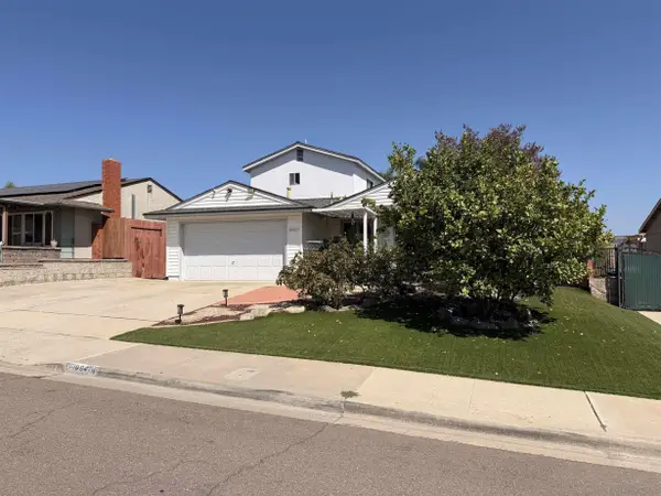 10041 N Gem Tree Way, Santee, CA 92071
