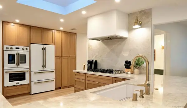 4242 Avenida Gregory, Spring Valley, CA 91977