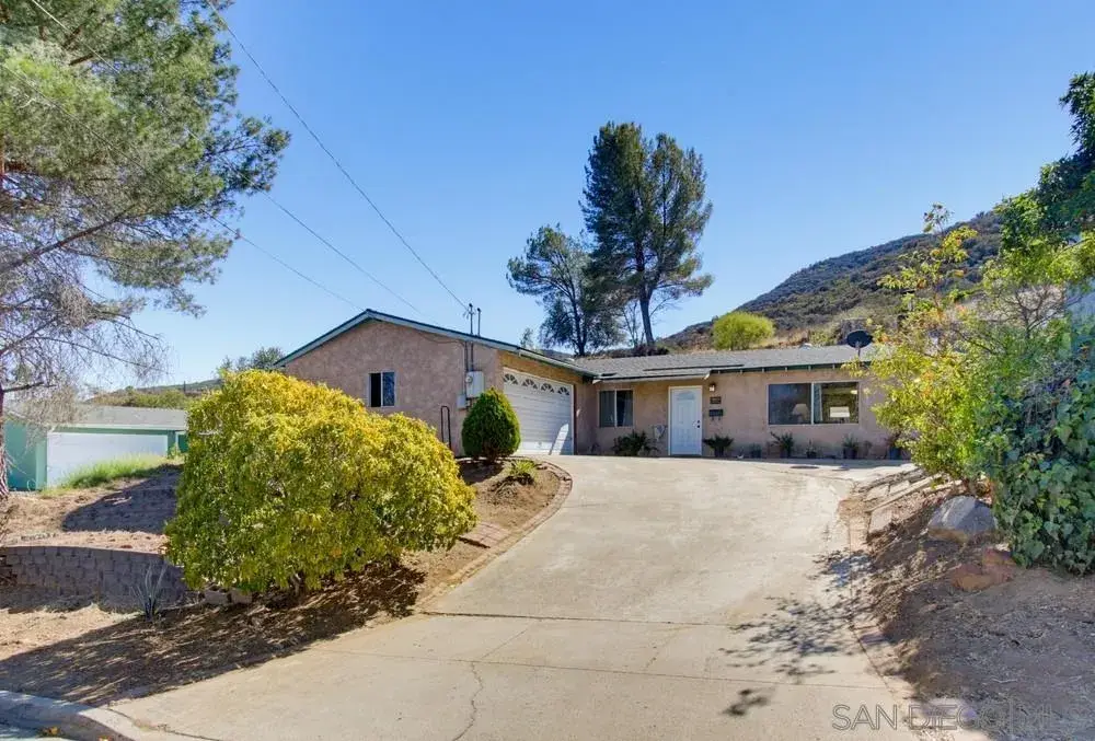 7945 Shantung Dr, Santee, CA 92071 - #1