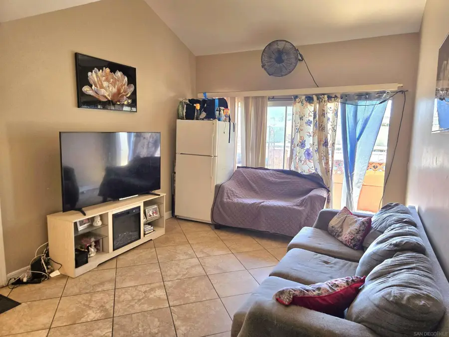 475 N Midway Dr #236, Escondido, CA 92027 - #3