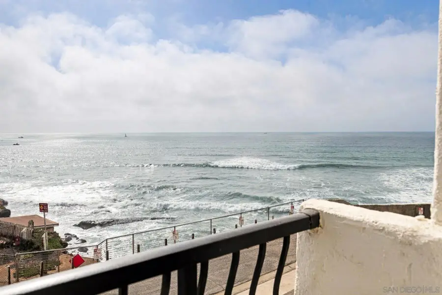 4878 Pescadero #202, San Diego, CA 92107 - #3