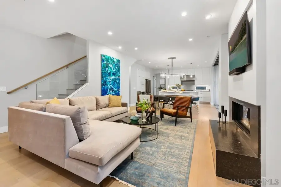 700 7th St, Coronado, CA 92118 - #2