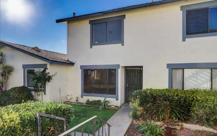 3433 Los Mochis Way, Oceanside, CA 92056 - #2