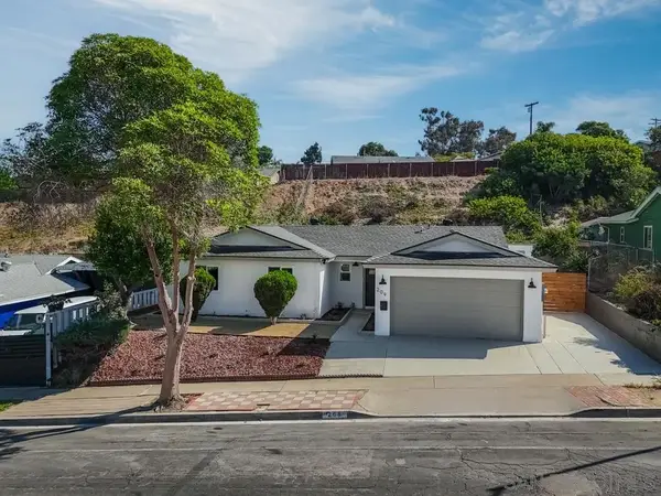 209 Meadowbrook Dr, San Diego, CA 92114