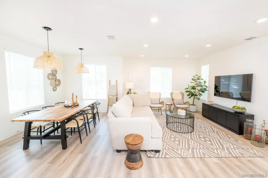 2615 Babaco St, Spring Valley, CA 91977 - #3