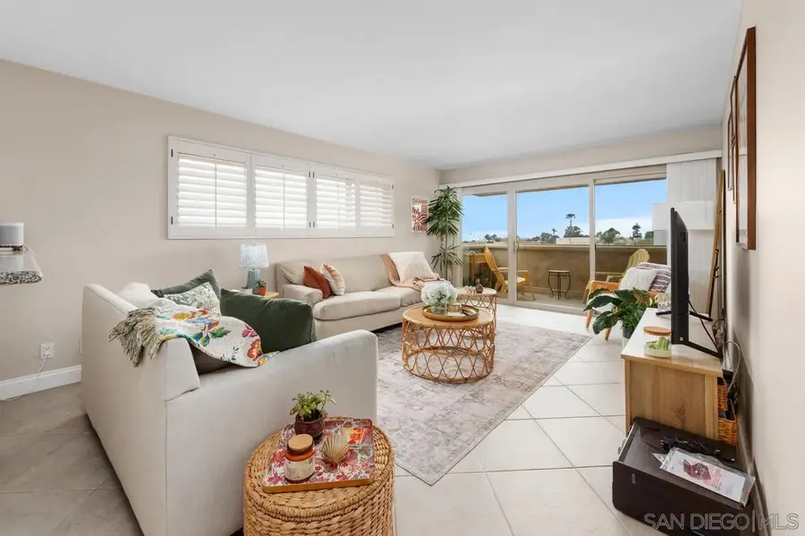 7635 Eads Ave #306, La Jolla, CA 92037 - #2