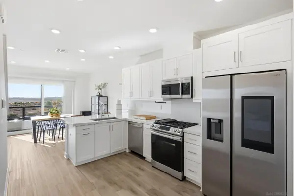 2061 Epoca Way, San Diego, CA 92154