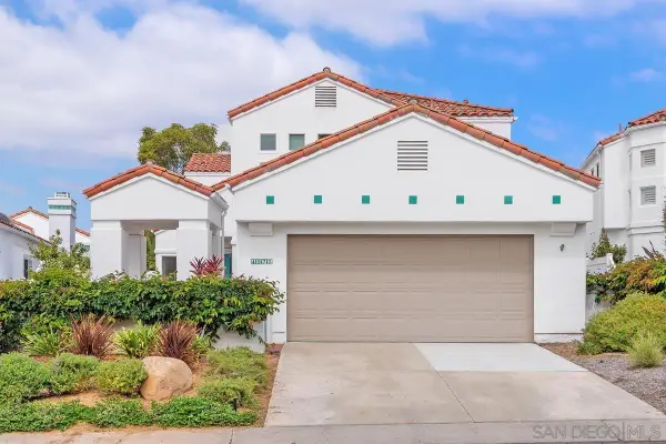 4972 Lerkas Way, Oceanside, CA 92056