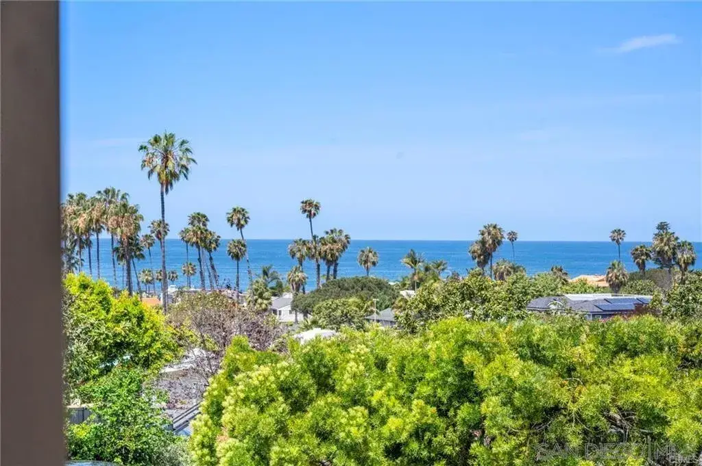 8361 Calle Del Cielo, La Jolla, CA 92037 - #1