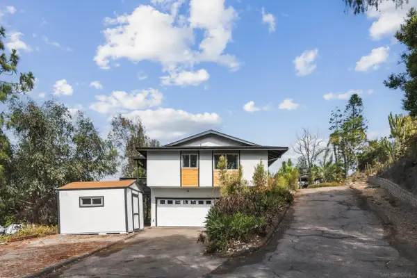 8445 Vista Del Cajon Pl, Lakeside, CA 92040