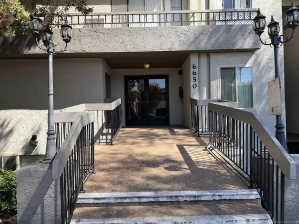 6650 Amherst St #18B, San Diego, CA 92115