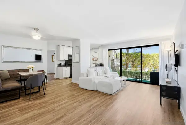 8324 Regents Road #1M, San Diego, CA 92122