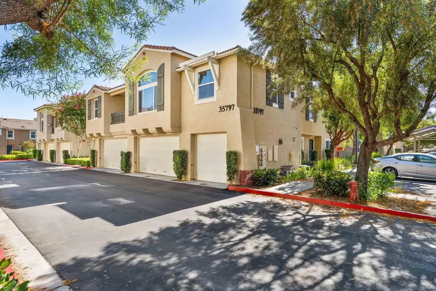 35797 Springvale Ln, Murrieta, CA 92562 - #2
