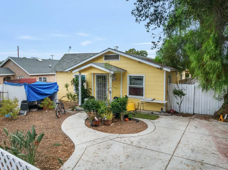 735 W 6th, Escondido, CA 92025 - #2
