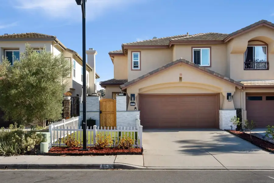 4577 Da Vinci, San Diego, CA 92130 - #3