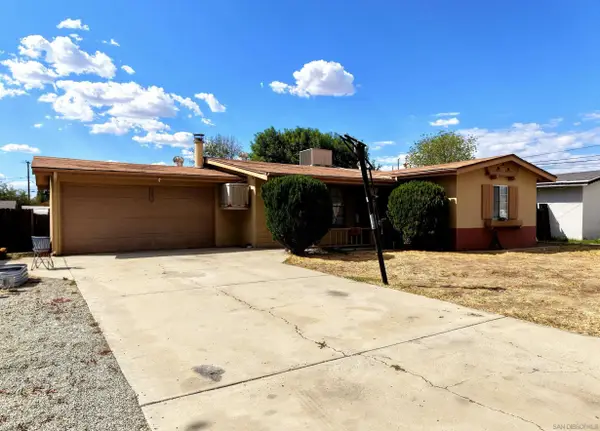 565 S Taylor St, Hemet, CA 92543