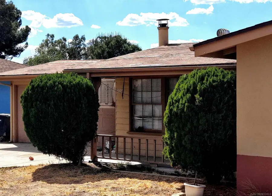 565 S Taylor St, Hemet, CA 92543 - #2