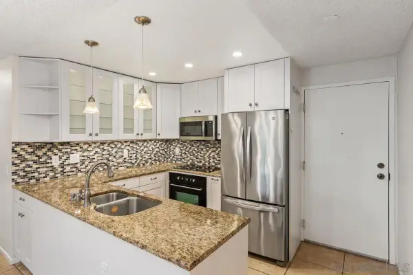 8308 Regents Rd #1O, San Diego, CA 92122