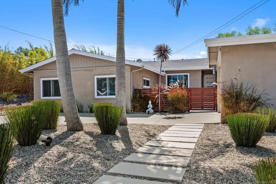 1315 Crestridge Dr., Oceanside, CA 92054 - #2