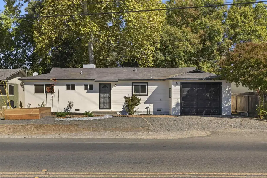 996 E Eaton Rd, Chico, CA 95973 - #2