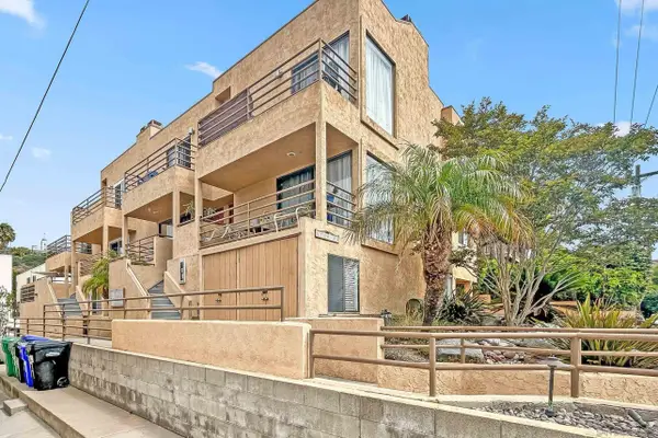 5742 Mildred, San Diego, CA 92110