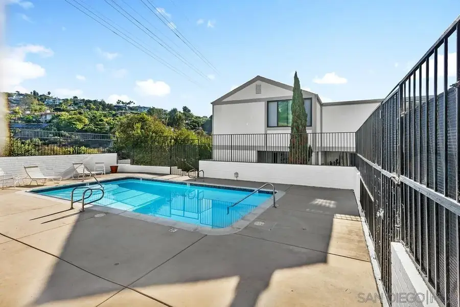 2376 Altisma Way #H, Carlsbad, CA 92009 - #3