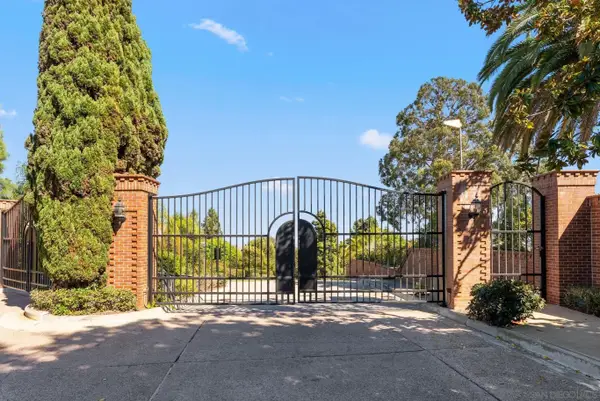 6055 Hillpointe Row, La Jolla, CA 92037