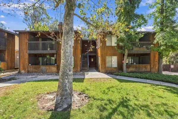 2157 Arnold Way #622, Alpine, CA 91901