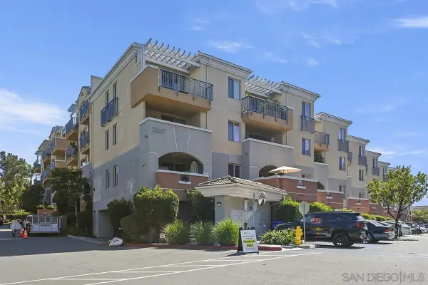 3887 Pell Pl #307, San Diego, CA 92130