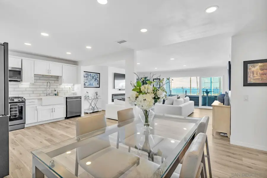 32 Montego Court, Coronado, CA 92118 - #3