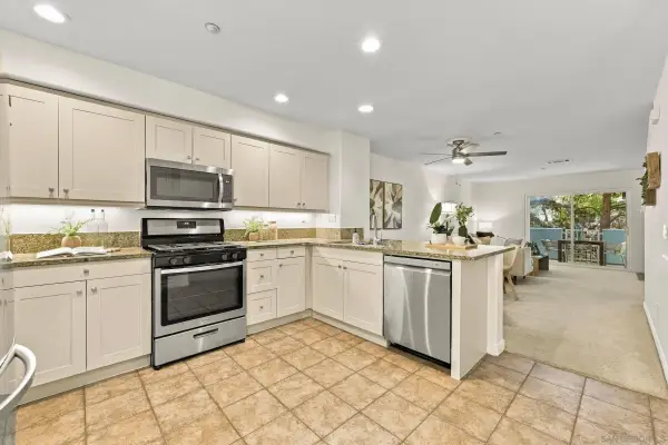 3531 Sandcastle Ln, San Diego, CA 92110