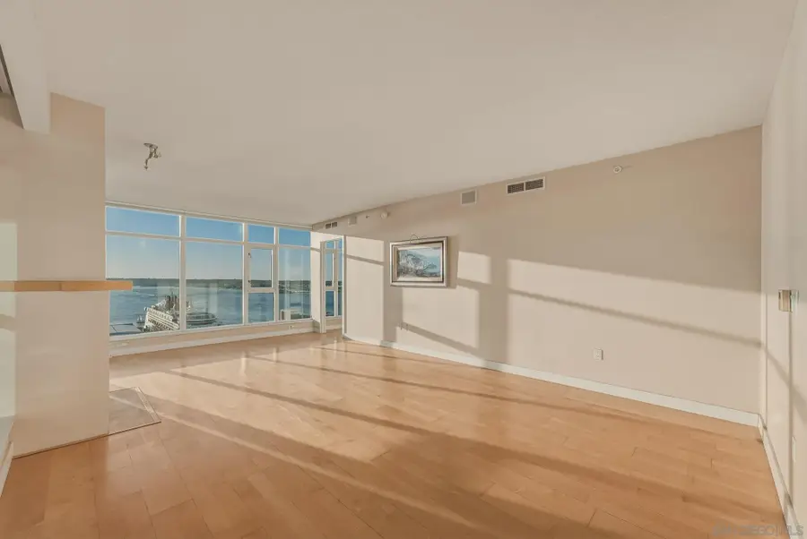 1199 Pacific Hwy #2206, San Diego, CA 92101 - #3