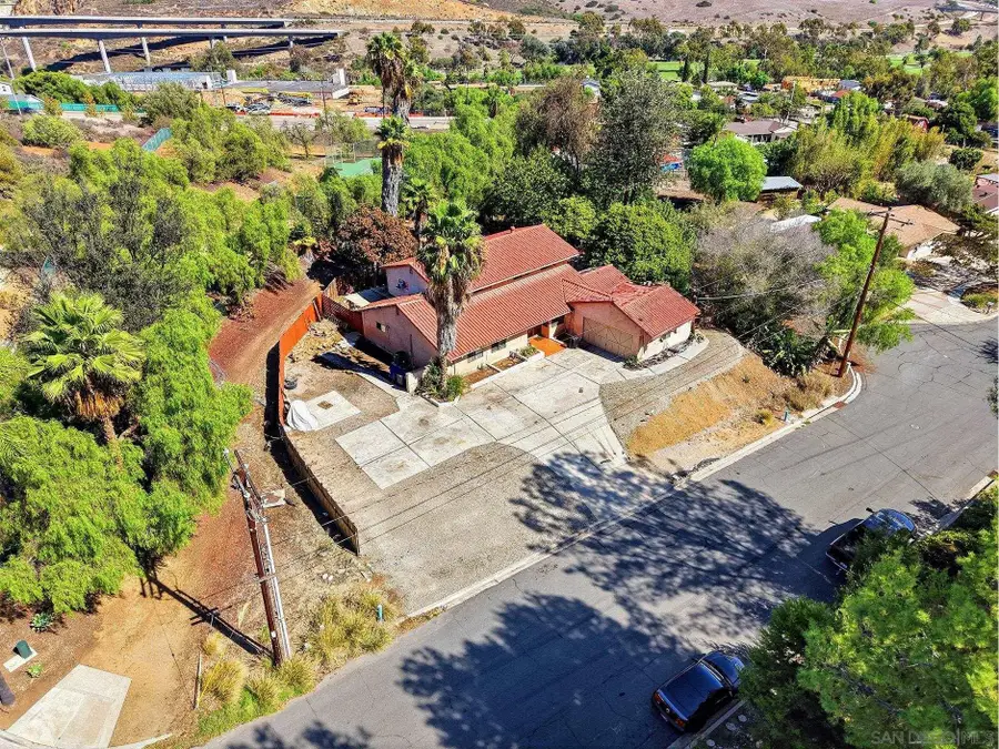 5747 Pray St, Bonita, CA 91902 - #3