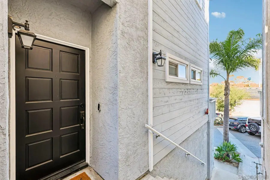 913 Vine Street, Oceanside, CA 92054 - #3