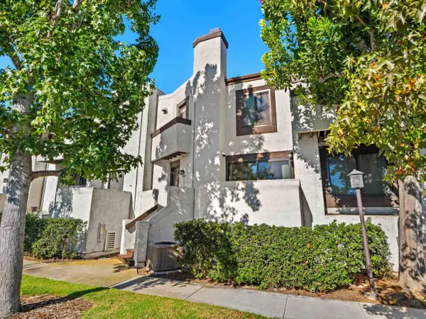 3823 Caminito Litoral #208, San Diego, CA 92107