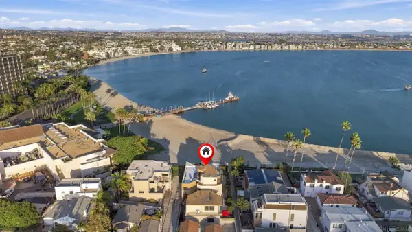 3958-60 Bayside Walk, San Diego, CA 92109
