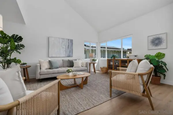 4680 Huggins St, San Diego, CA 92122