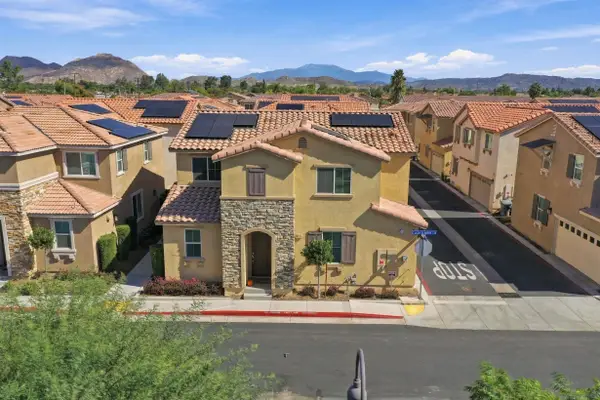 154 Ambrosia Ct, Perris, CA 92571