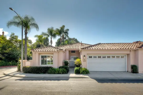 1298 Rue Saint Martin, San Marcos, CA 92078